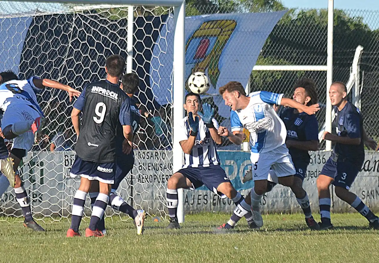 Libertad y Sociedad Sportiva igualaron 2-2