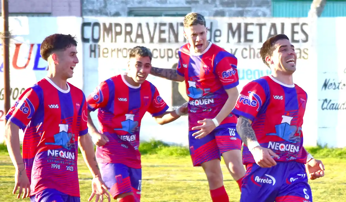 Se completó la fecha diez. Ayer ganó Villa Díaz Vélez y es puntero
