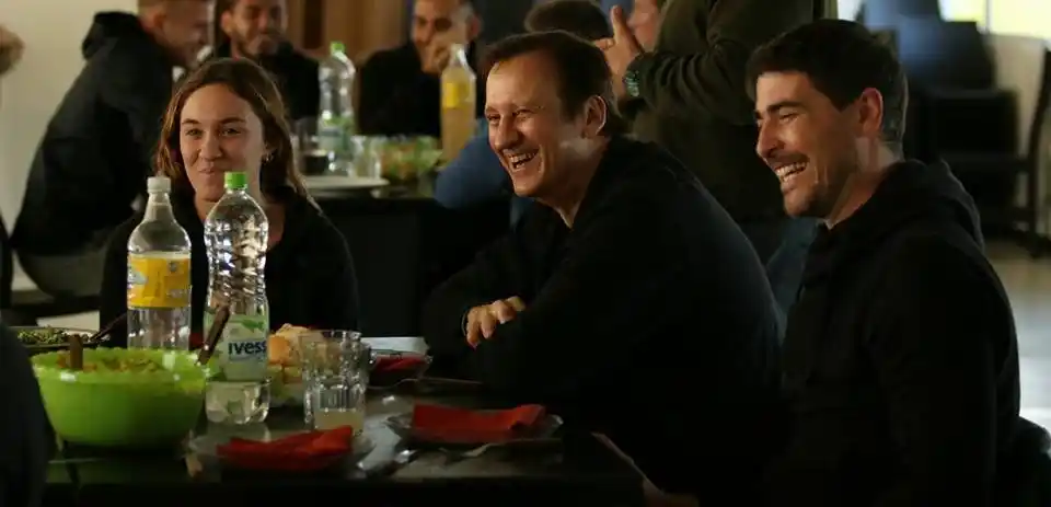 Emotivo encuentro entre deportistas de la ciudad en el club Aldosivi