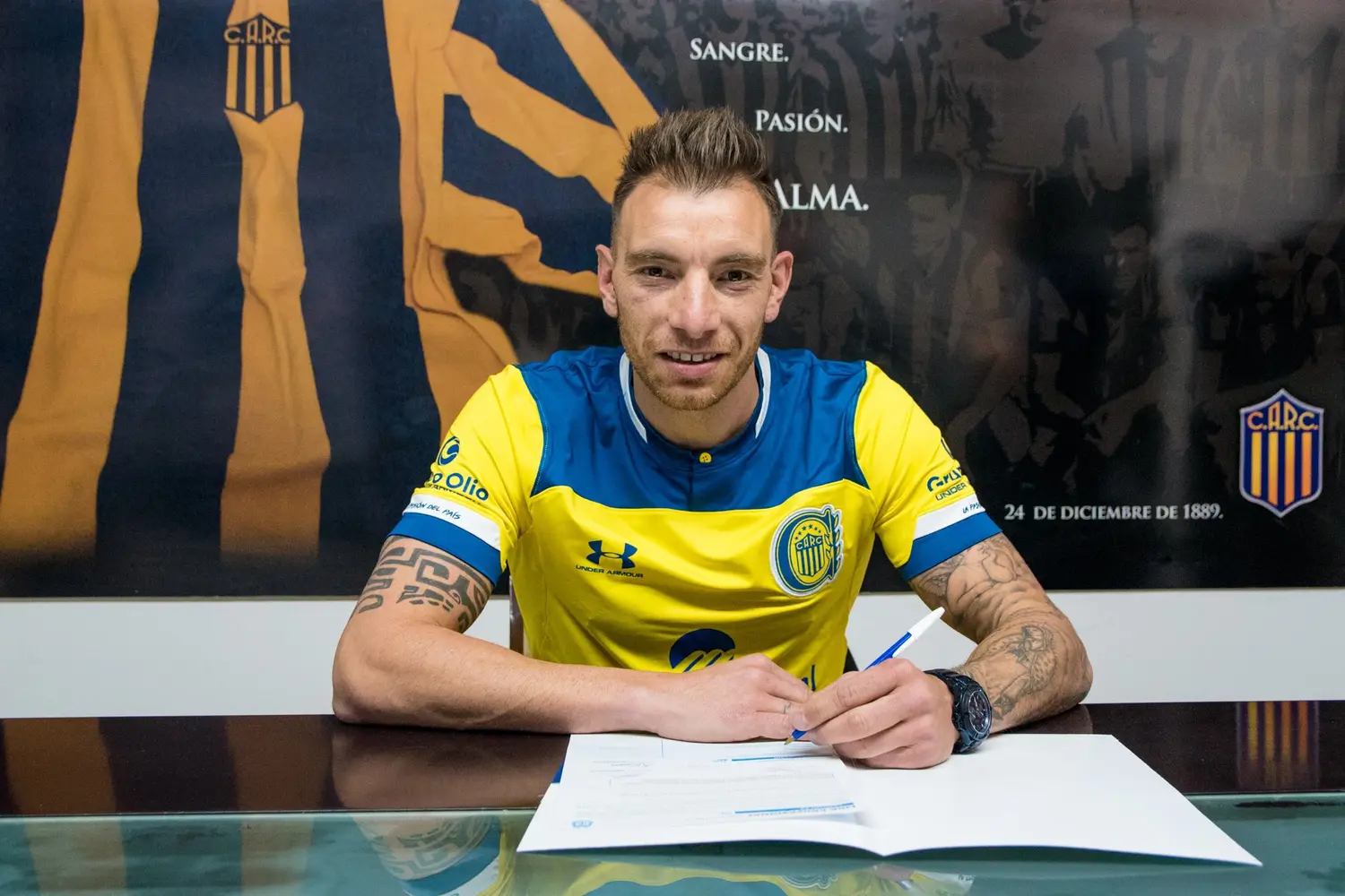 Central oficializó la llegada de Jonathan Bottinelli