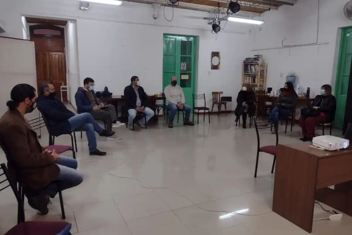 La Municipalidad y las universidades buscan promover la generación de empleo