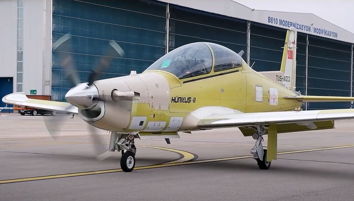 El entrenador avanzado turco HÜRKUŞ II realiza su primer vuelo