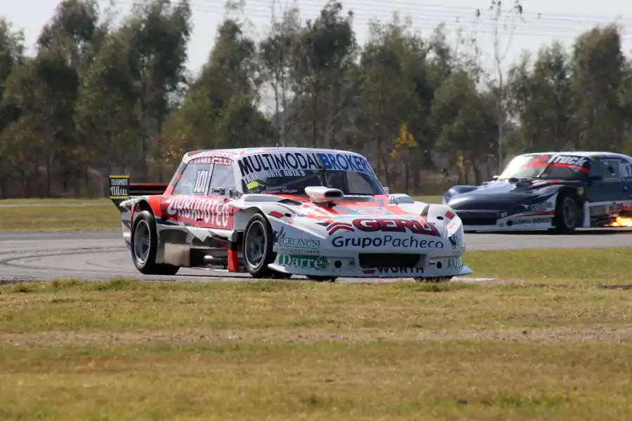 Sebastián Reynoso no detiene su marcha y sigue sumando en el TC Pista Mouras