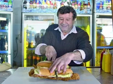 Esperando tu sánguche