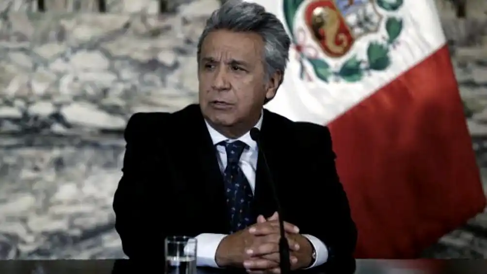 El gobierno decretó toque de queda y militarización en Quito