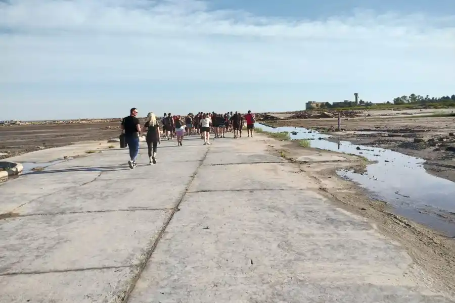 Secretos que emergen: La Laguna Mar Chiquita, un museo a cielo abierto