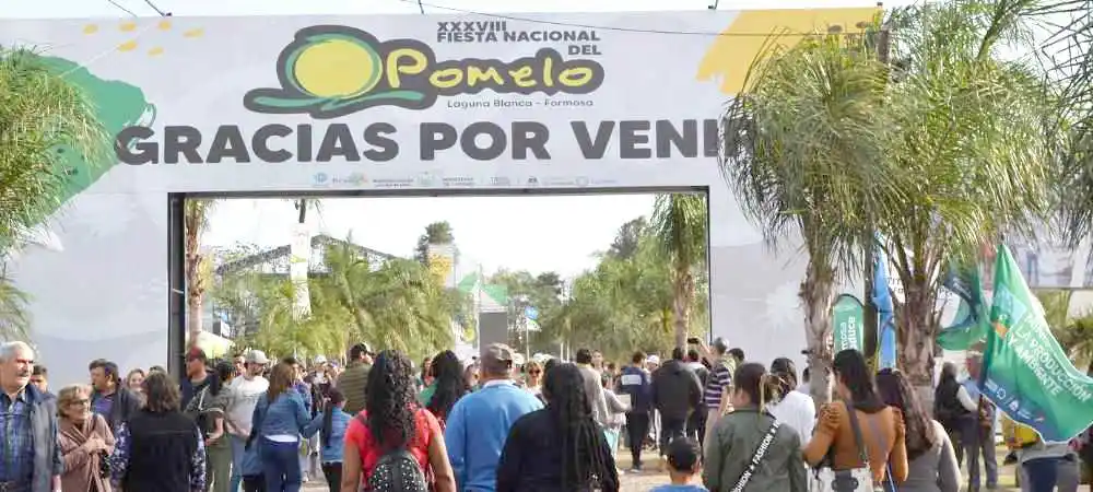 Todo listo en Laguna Blanca para el 
inicio de la Fiesta Nacional del Pomelo