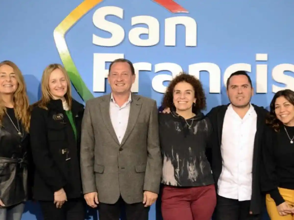 Adolescencia Ya!: Jornadas de Salud sobre Adolescencia, Ciberseguridad y Problemática de las Adicciones 