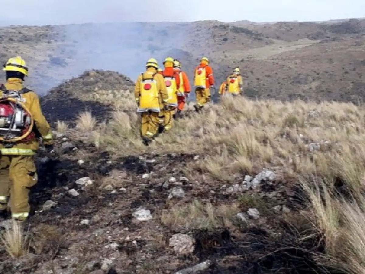 Ya está controlado el incendio en Alpa Corral