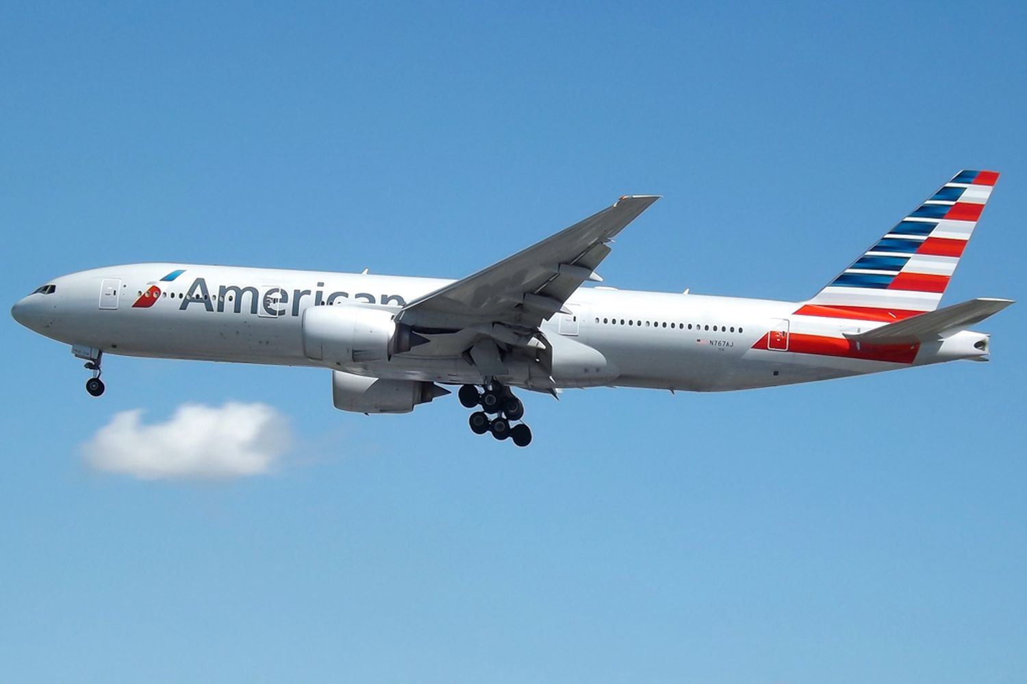 American Airlines empezó a volar entre Nueva York y Cancún en los Boeing 777-200(ER)