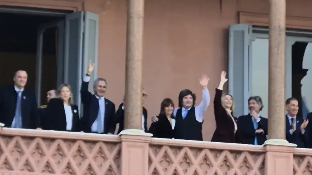 El abrazo de Milei a Patricia Bullrich tras el Tedeum y la reunión de Gabinete en medio de la interna