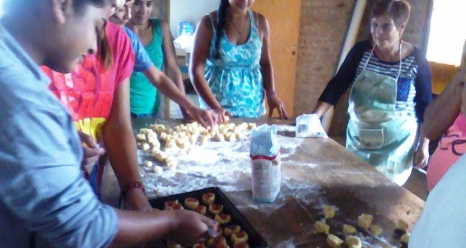 Abrieron talleres del Envión en Hermano Indio
