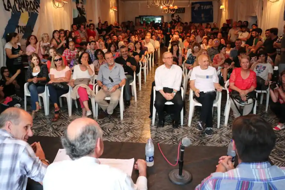 Apoyo al peronismo kirchnerista local: Parrilli lanzó el Instituto Patria