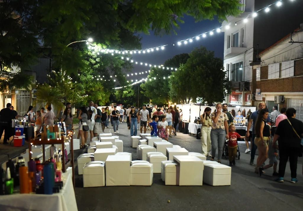 Feria navideña en Crespo