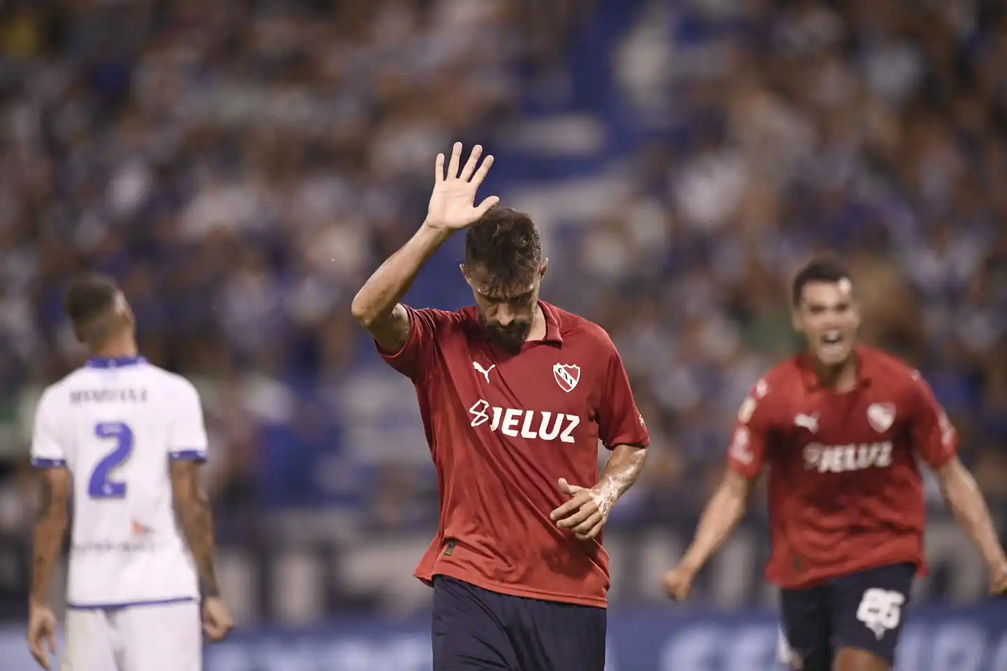 Un sólido Independiente se dio otro gusto de visitante