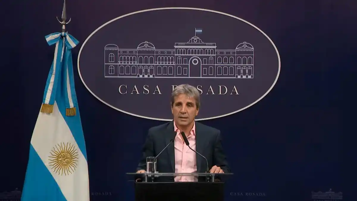 El Gobierno retira el capitulo fiscal de la ley “Bases”, pero ratifica rumbo hacia déficit cero