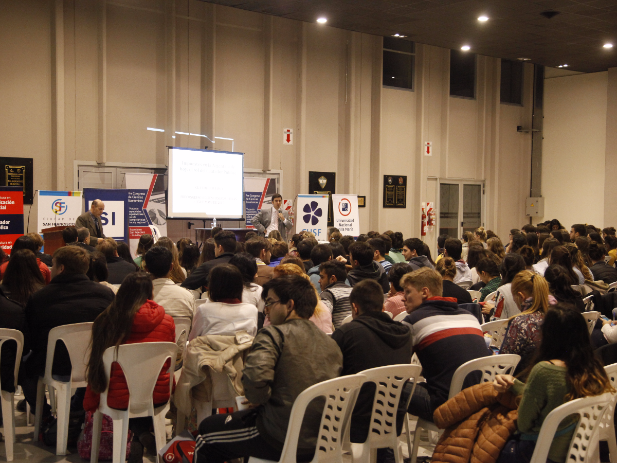 Se realizó en la ciudad el Pre Congreso de  Ciencias Económicas