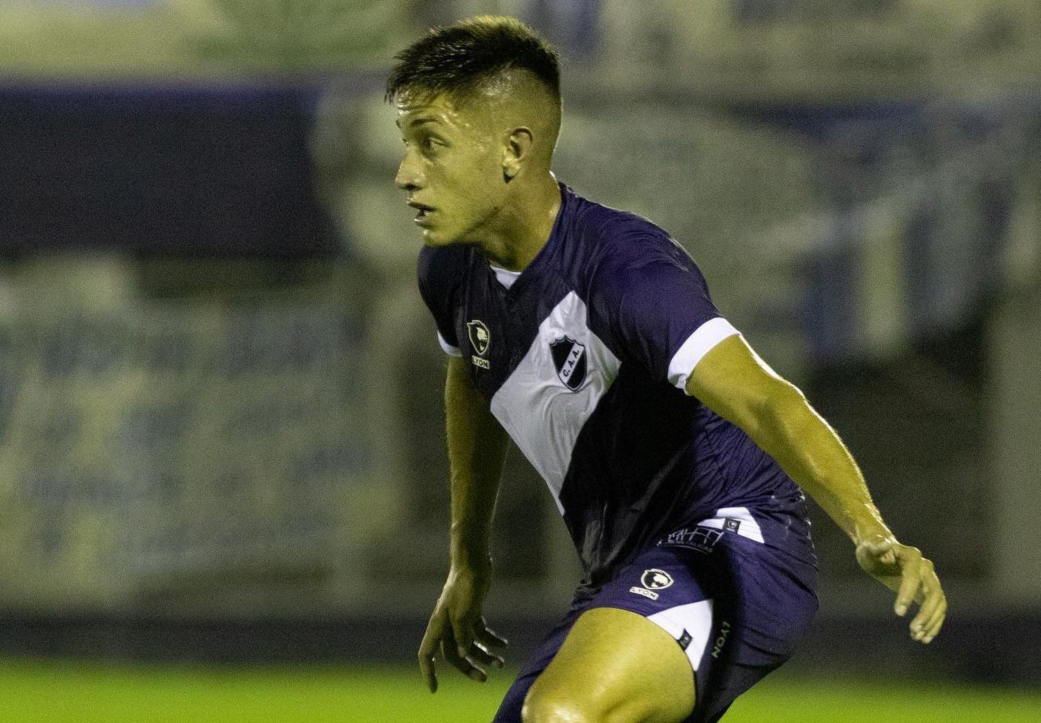 Alvarado jugará más temprano y sin Solís