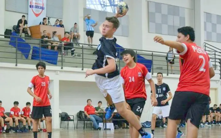 Cerca de otra medalla en el Sudamericano de handbol