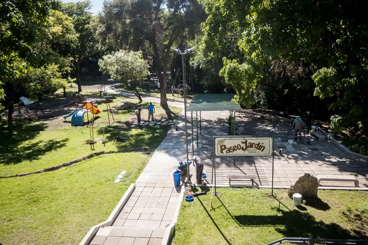 Inauguran la puesta en valor del Paseo Jardín con gastronomía y espectáculos