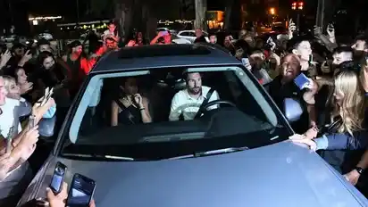 Messi revolucionó Rosario: asistió al cumpleaños de 15 de su sobrina y enloqueció a los fanáticos