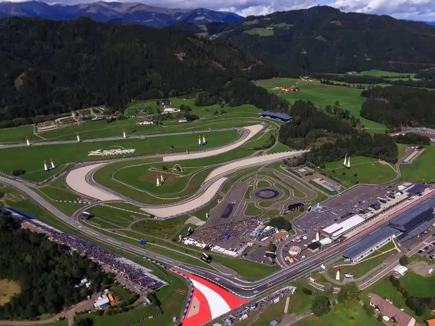 El Gran Premio de Austria, corresponde a la undécima fecha del campeonato, se llevará a cabo en el Red Bull Ring de la ciudad de Spielberg.