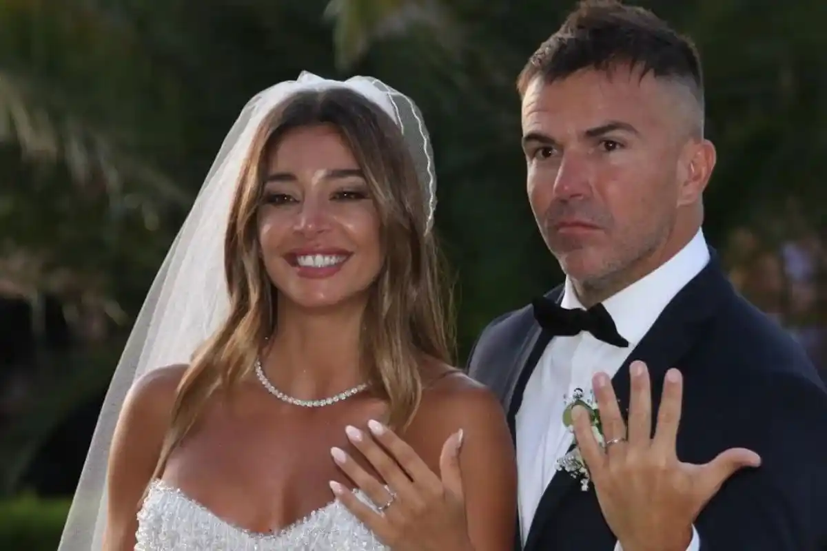 La ceremonia fue realizada al atardecer en un lujoso hotel de Cardales