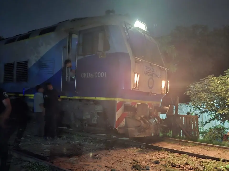 Un tren arrolló a una mujer.