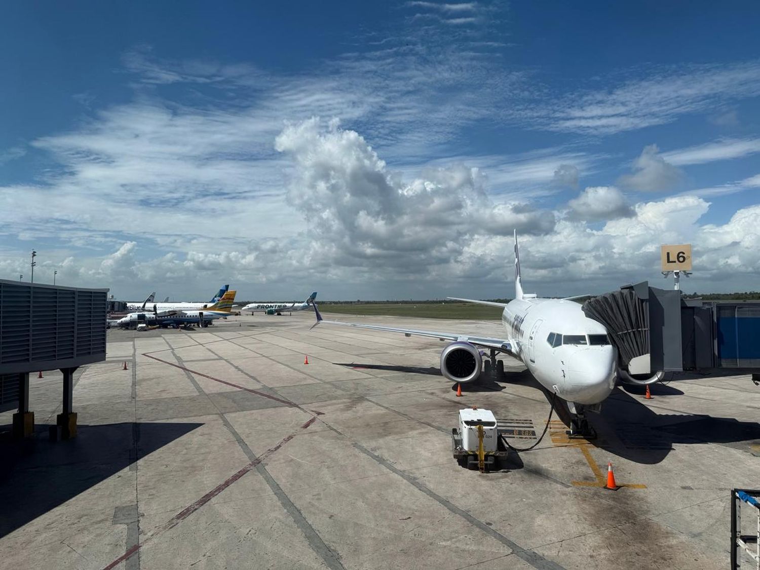 Taxiway to Be Used as Runway at Las Américas Airport in Santo Domingo During Maintenance Work