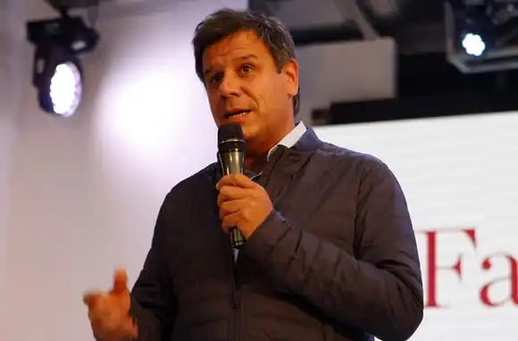 Manes: “Yo me meto en la Patria, no en el barro”