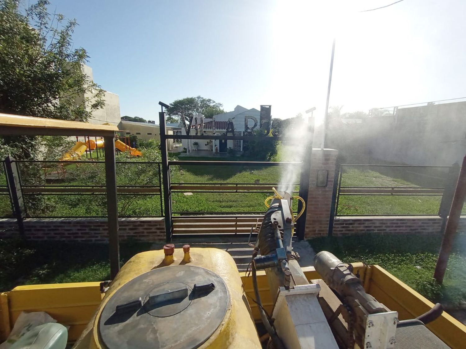 Continúan las fumigaciones y desinfecciones en distintos barrios