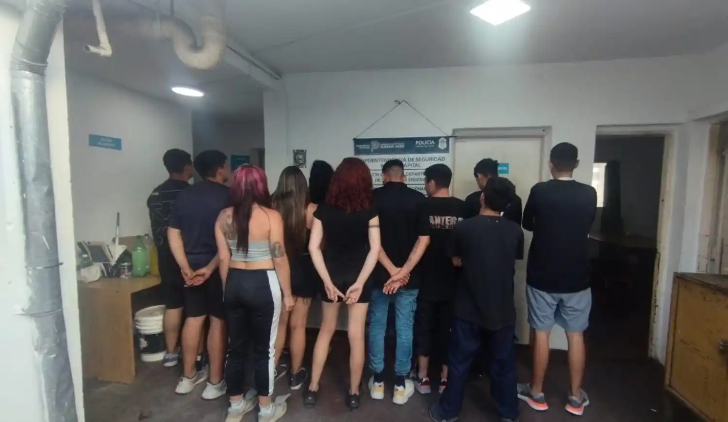 Los detenidos fueron trasladados a la Comisaría Primera. (FOTO: Diario Hoy)