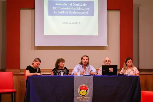 Cayó el índice de embarazo adolescente y continúa la baja en la mortalidad infantil