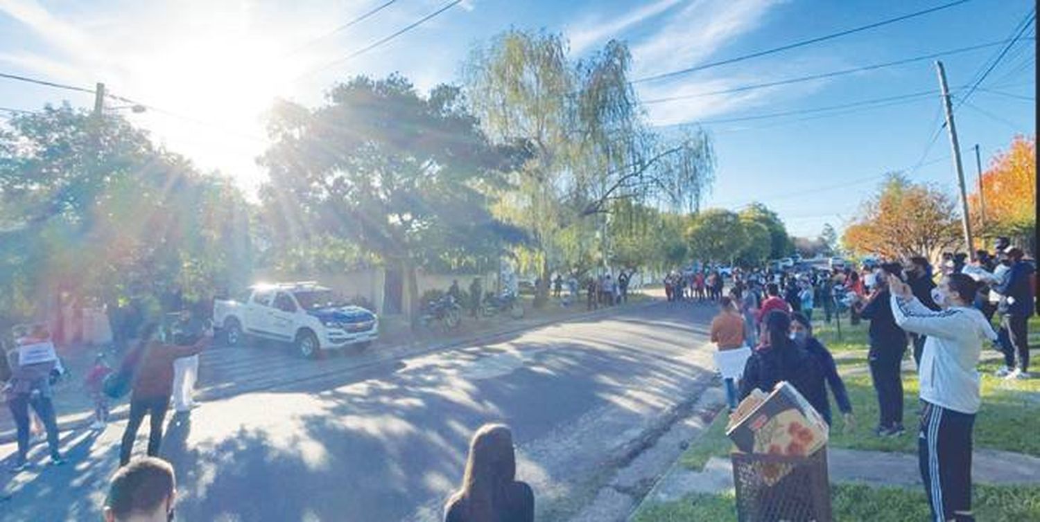 Manifestación de gimnasios en la casa de Francolini