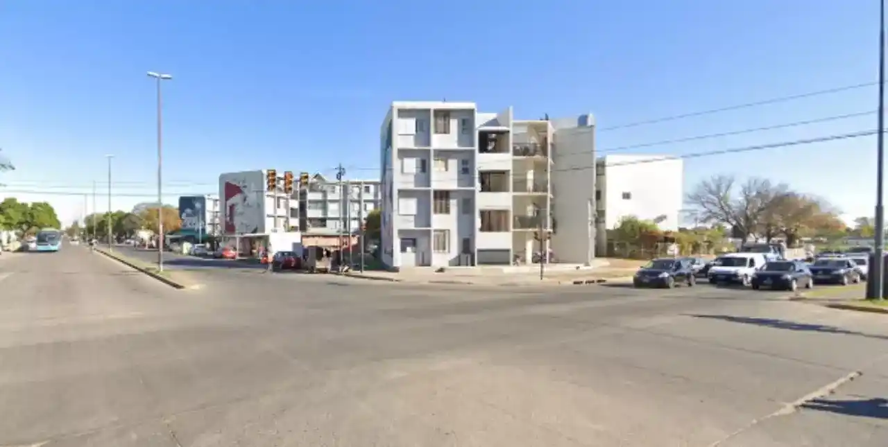 Rosario cerró el domingo con un nuevo asesinato: balearon a un joven y falleció en el hospital