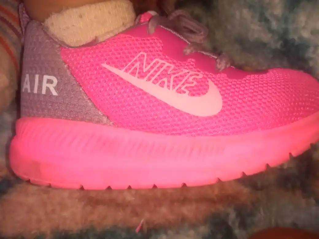 Buscan zapatilla perdida