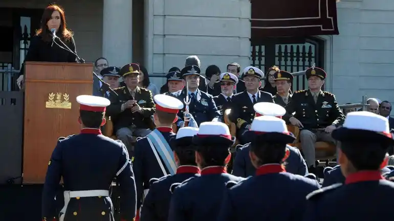 El Gobierno nacional aumenta en un 30% el sueldo de militares