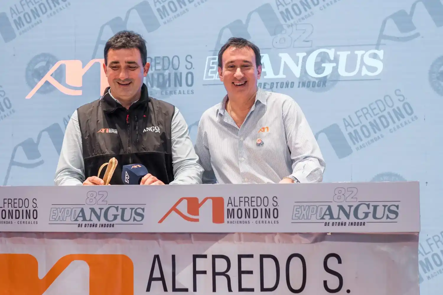 Roberto y Marco Mondino celebrarán mañana el 44 aniversario de la firma