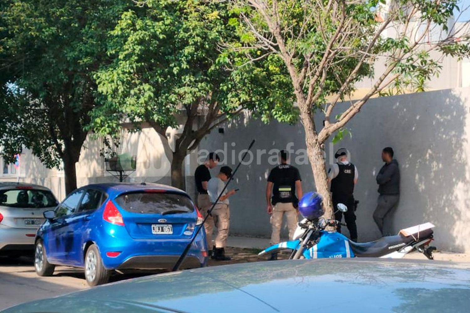 Luego de tratar de huir, un delincuente fue atrapado con las manos en la masa en el centro de la ciudad