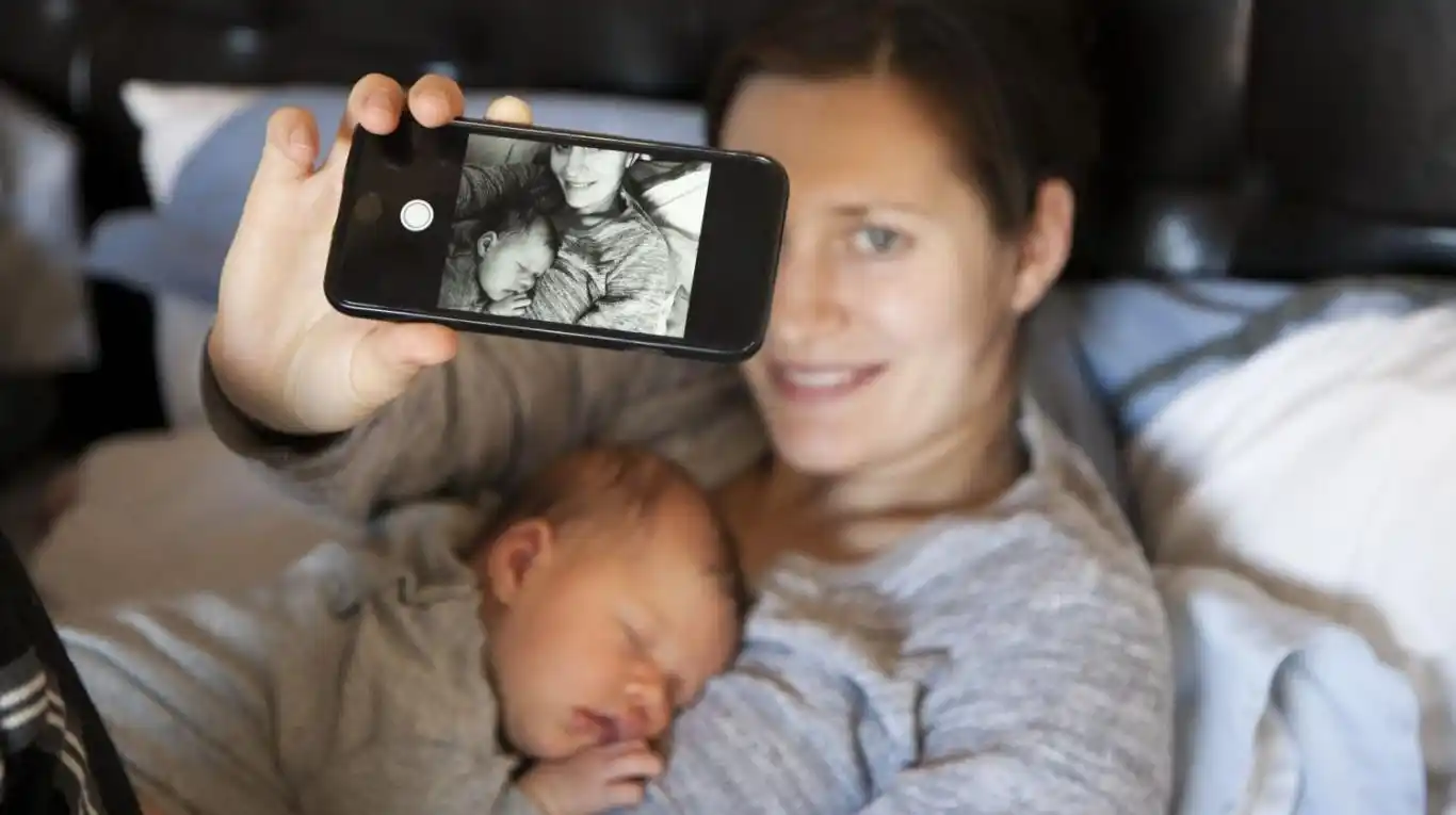 8 de cada 10 bebés menores de seis meses ya están en Internet