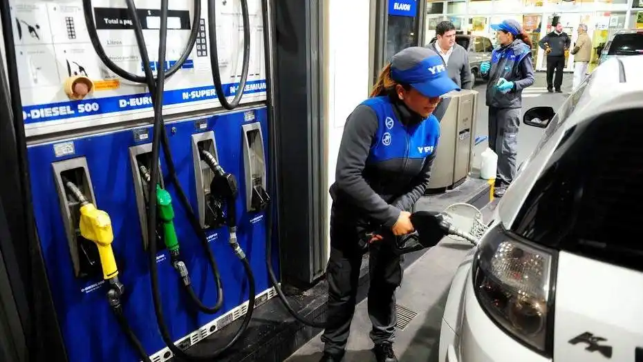 Conaduv, sobre el aumento de combustibles: “Siguen esquilmando el bolsillo de los usuarios viales”