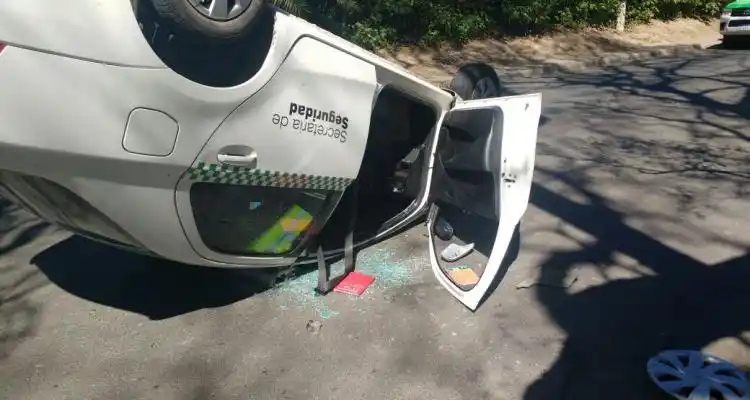 Abren sumario al inspector que volcó un móvil en la subida del Náutico