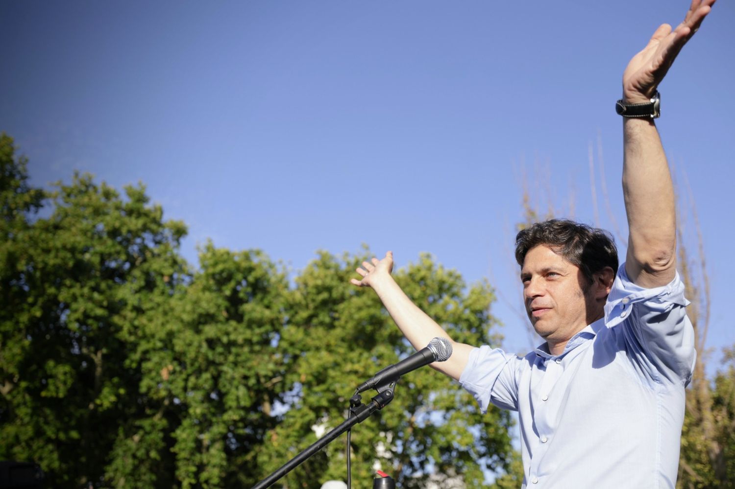 Kicillof en Plaza Malvinas La Plata.