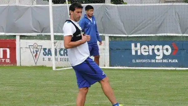 Racing prioriza la Copa, pero irá con titulares en el duelo de barrio