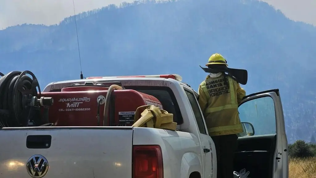 Provincia comprará un avión hidrante para combatir incendios