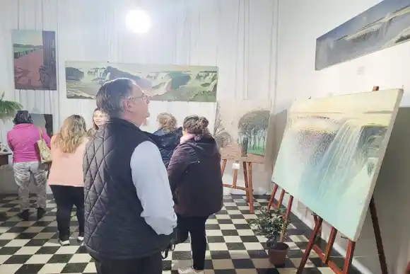 Con una muestra y la presentación de un libro, se recordó al pintor Asef Bichilani