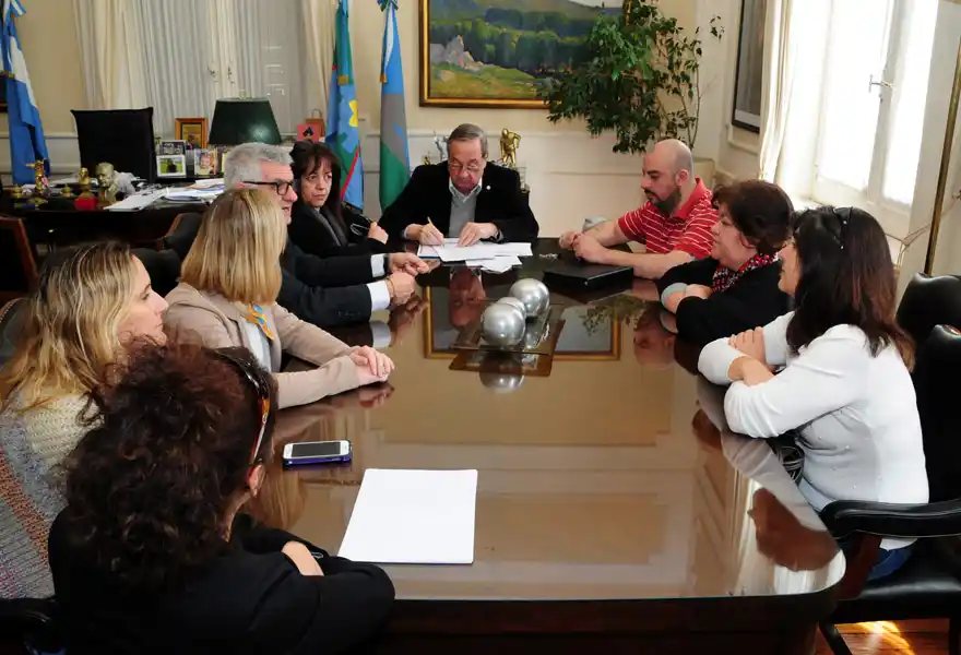 El Conservatorio de Música se quedó sin luz, gas y línea de teléfono