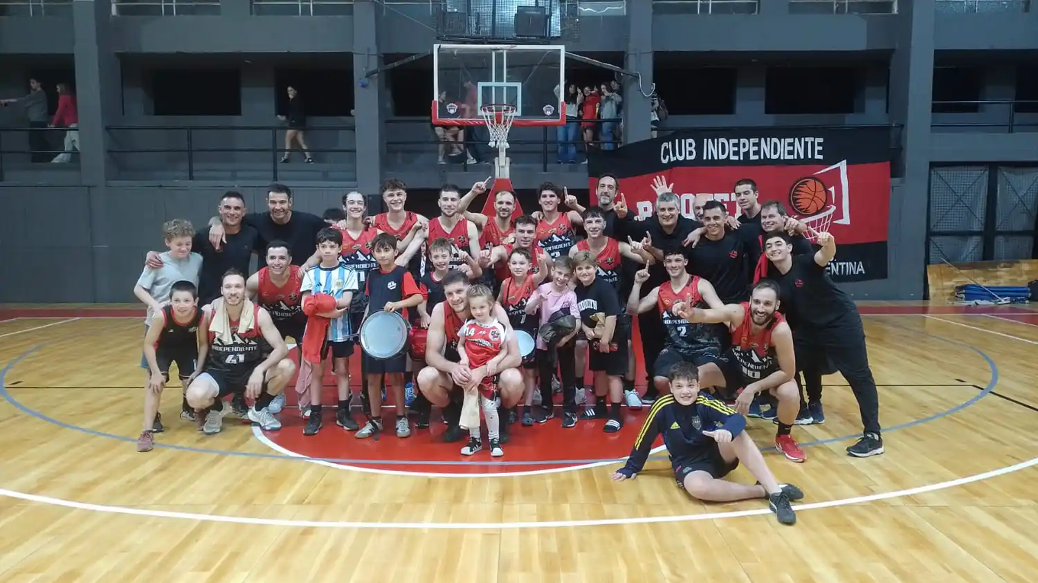 El básquet de Independiente busca más festejos.