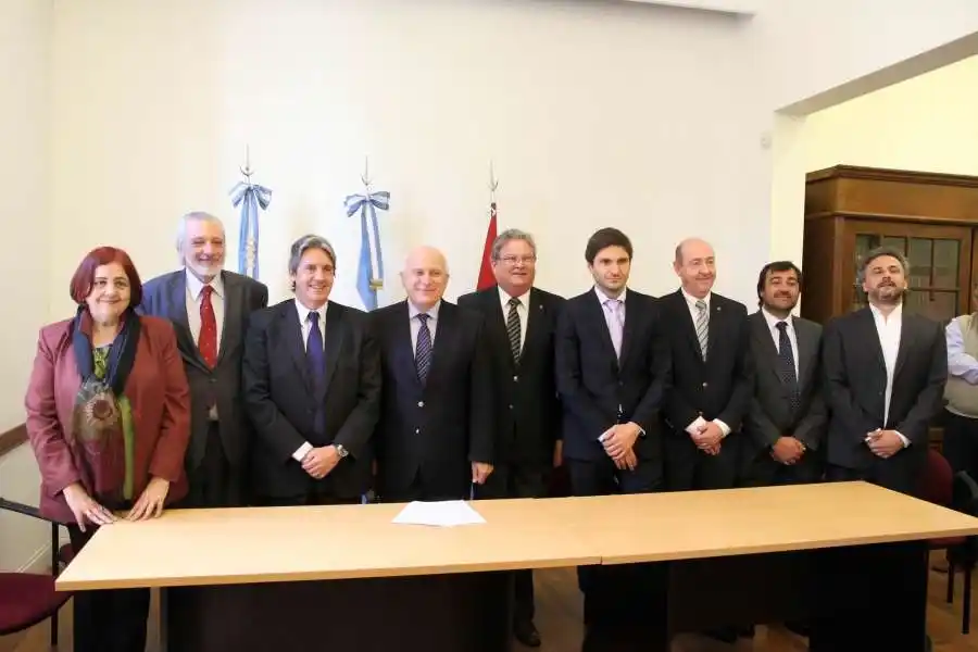 Lifschitz anunció casi todo su gabinete