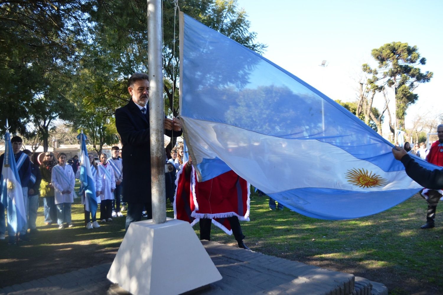 Maximino bandera